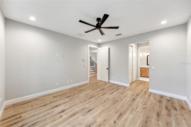Building Photo - 444 Delaney Park Dr