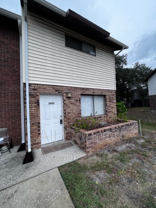 Building Photo - 8937 Cochise Ln