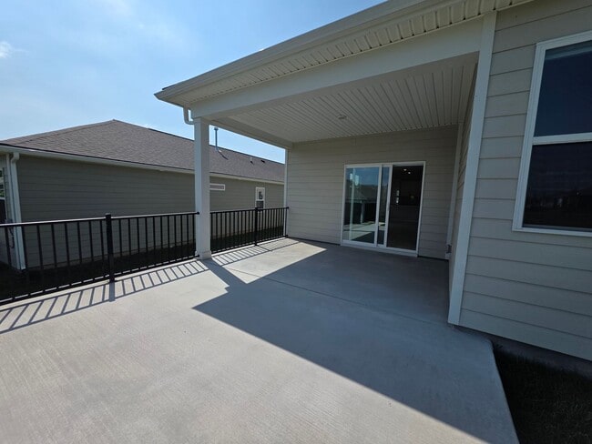 Building Photo - 1037 Royal Gorge Private Ct