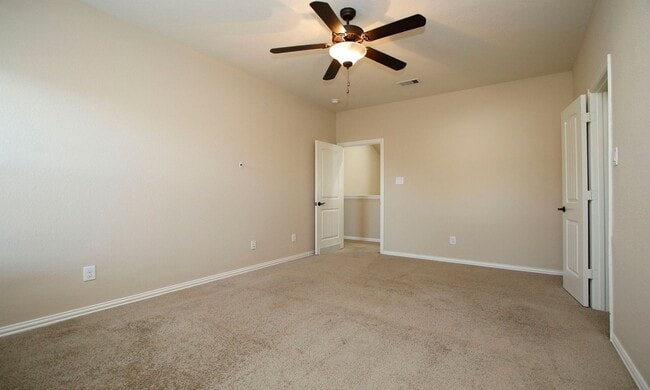 Building Photo - 13827 Slate Mountain Ln