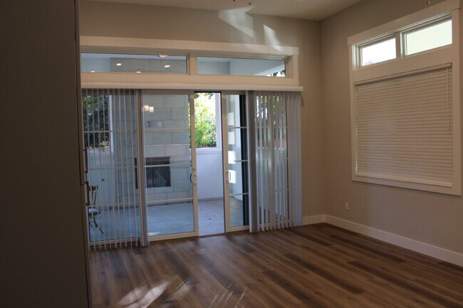 Building Photo - Gorgeous 3 Bedroom, 2 Bath Home in Rural D...