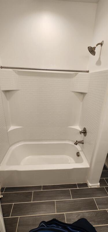 Building Photo - 7822 S Wolf Creek Dr