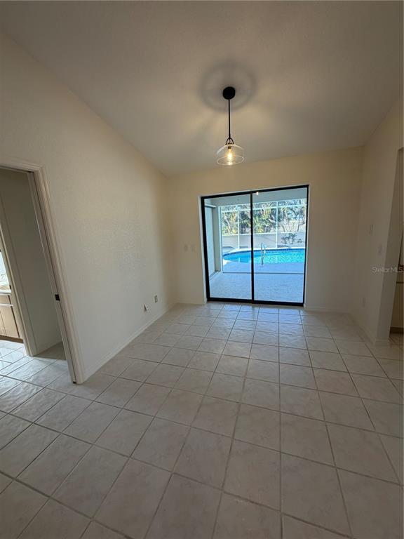 Building Photo - 1612 Blue Lake Cir