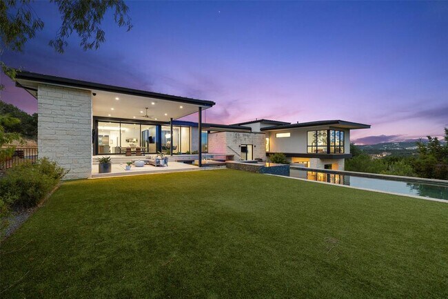 Building Photo - 4202 Serene Hills Dr