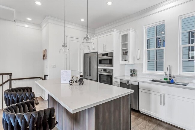 Building Photo - 4128 Willowbend Blvd