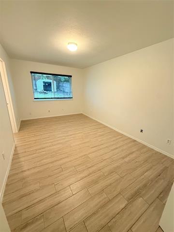 Building Photo - 2707 Mark Twain Dr