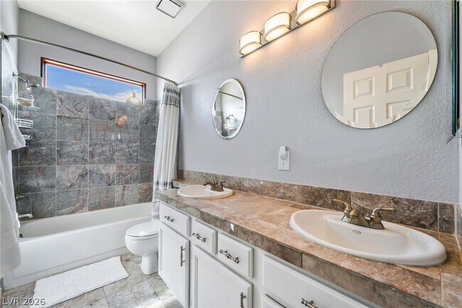 Building Photo - 9248 Evergreen Canyon Dr