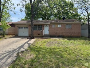 Building Photo - 107 Windward Way