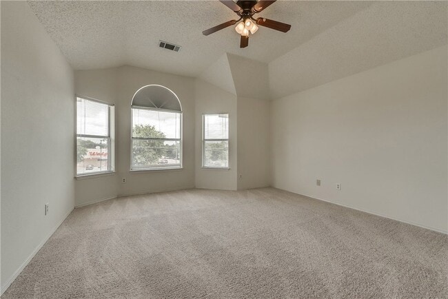 Building Photo - 905 Ponderosa Creek