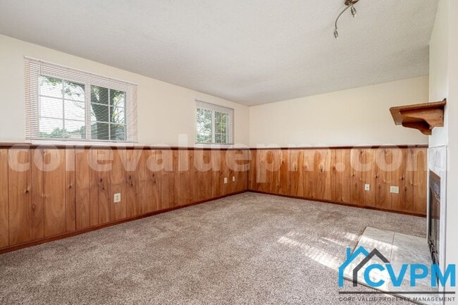 Building Photo - 7714 Baggins Rd