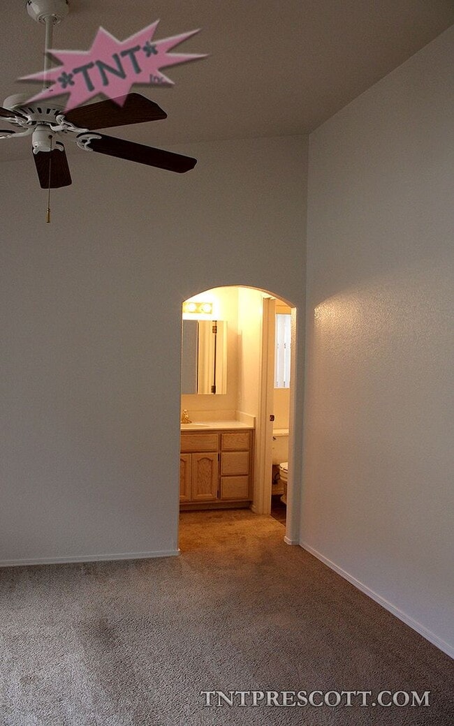 Building Photo - Home in Prescott Valley