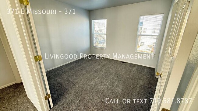 Building Photo - 371 E Missouri-371