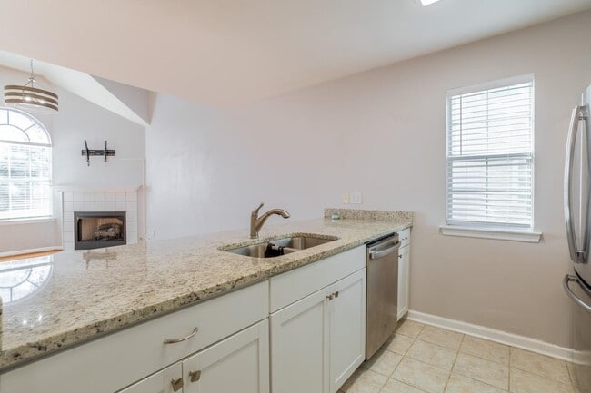Building Photo - 1314 Pawnee Pointe Ct