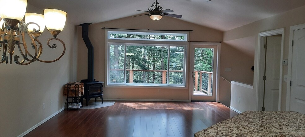 Building Photo - 1710 Sapphire Trail