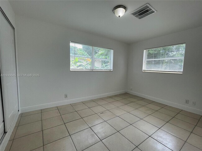 Building Photo - 5820 NW 13th St