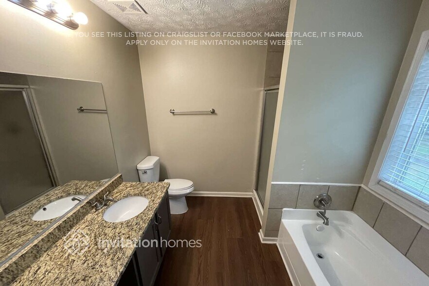 Building Photo - 8945 Ochil Ln