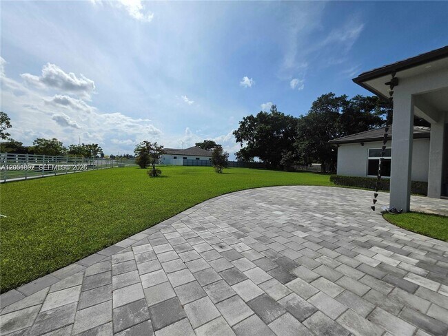 Building Photo - 17575 SW 280th St