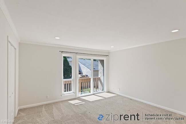 Building Photo - 2 br, 1.5 bath Condo - 125 Connemara way, ...