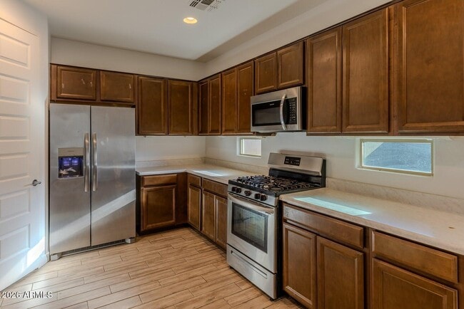 Building Photo - 3830 S 64th Dr