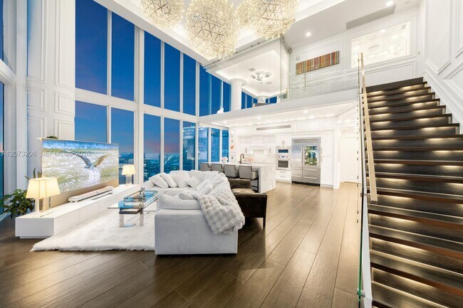 Building Photo - 888 Biscayne Blvd