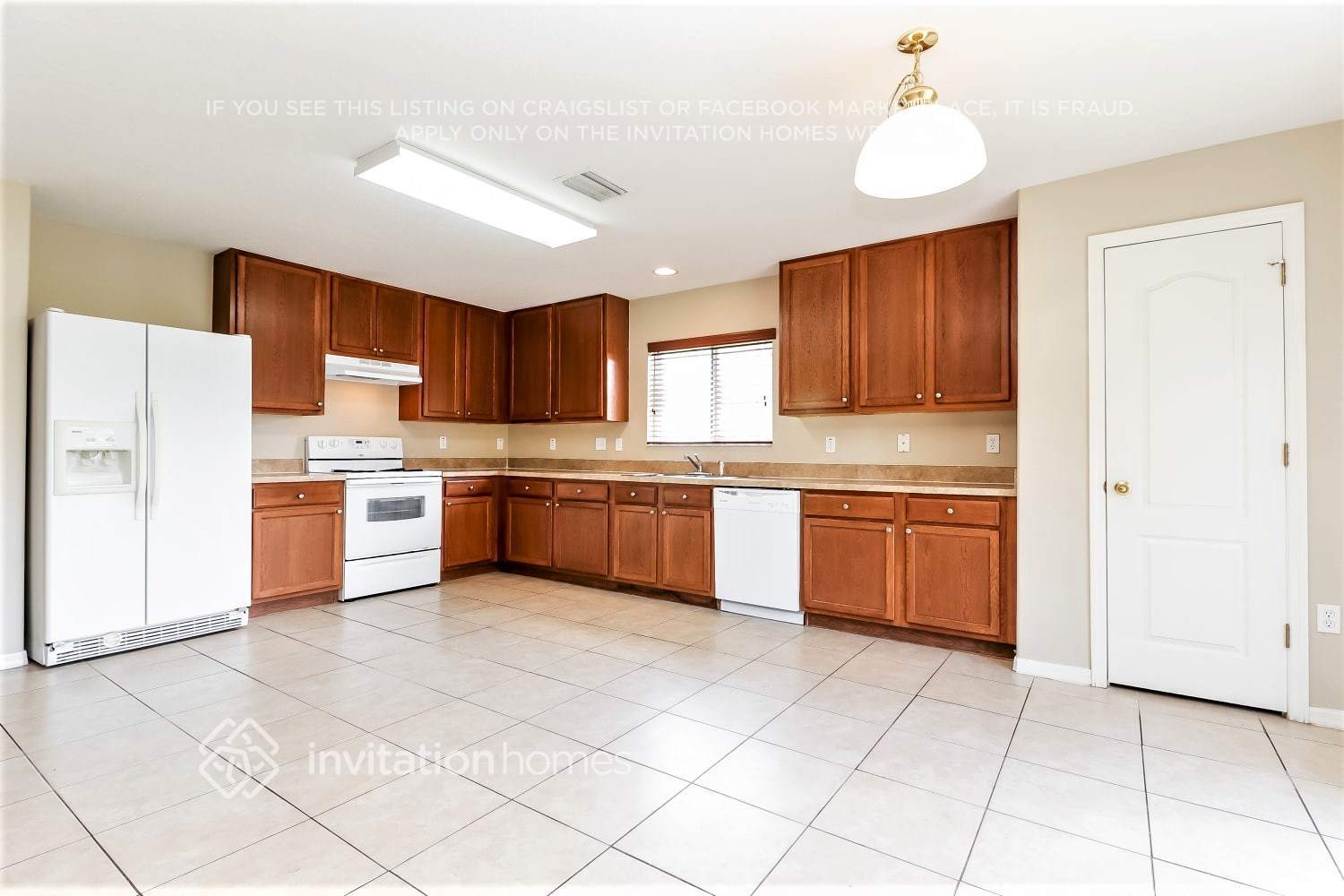 Building Photo - 19542 Timberbluff Dr