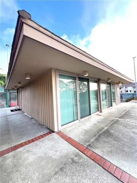 Building Photo - 28129 Ridgethorne Ct