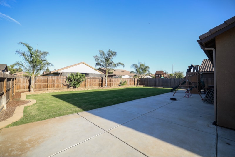 Building Photo - 1087 S Orangewood Dr