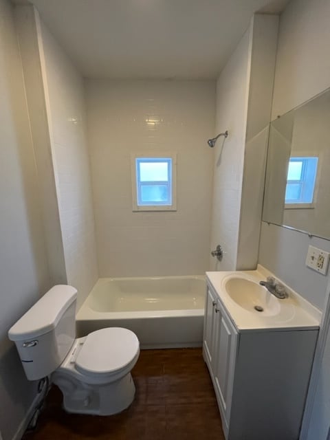 Building Photo - 634 N Euclid Ave