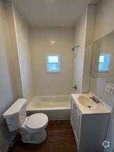 Building Photo - 634 N Euclid Ave