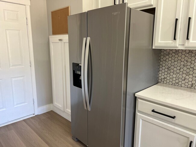 Building Photo - Remodeled Home with Excellent Location and Privacy - The Traditions