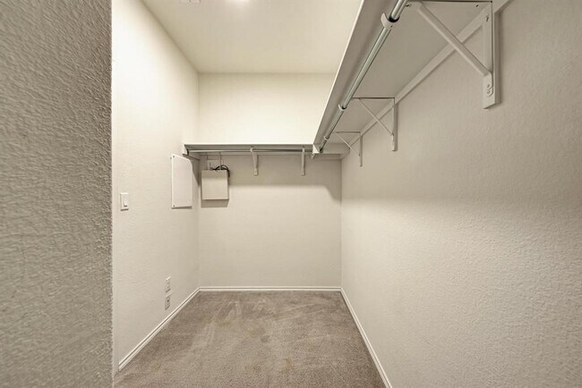 Building Photo - 1412 Berlin Ln