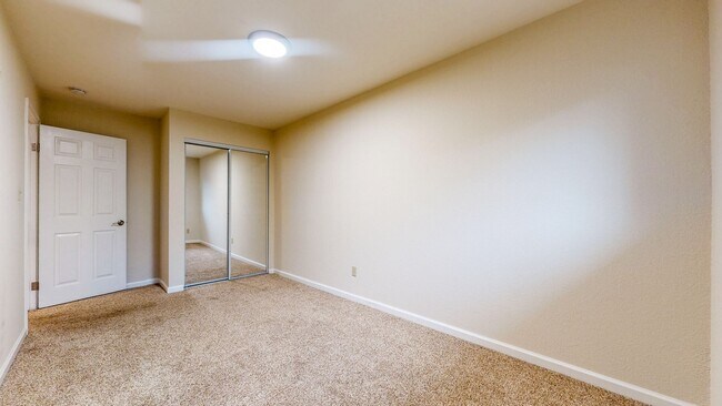 Building Photo - 1145 Edwards St