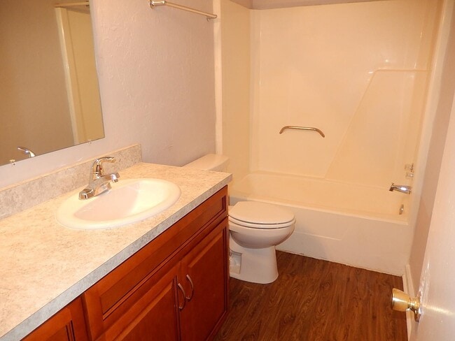 Building Photo - 4724 Cobblestone Ln