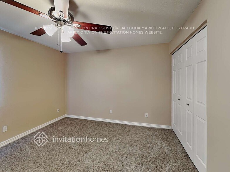 Building Photo - 14815 N 38th St