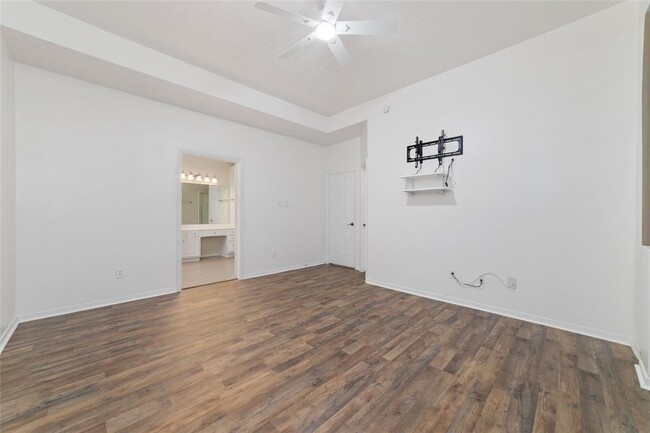 Building Photo - 10711 Castle Hills Ct