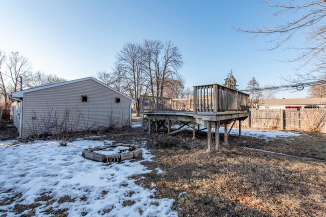 Building Photo - 821 12th St