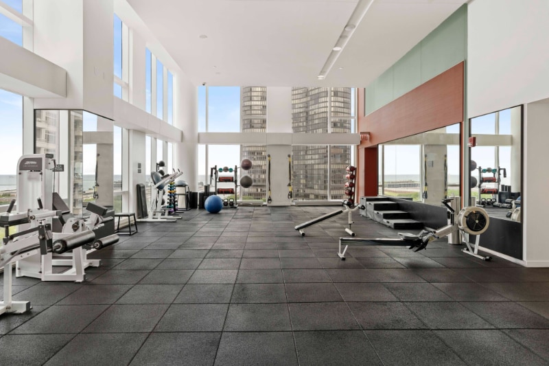 Building Photo - 465 E Illinois St