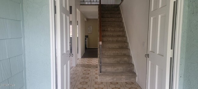 Building Photo - 3050 Wildwood Ave