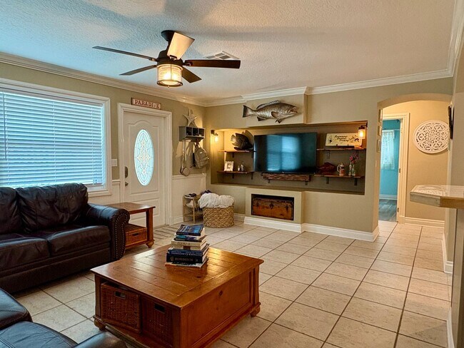 Building Photo - *ROCKY POINT GEM* 3/2/1 Pool Home with Lawn and Pool Care Included!