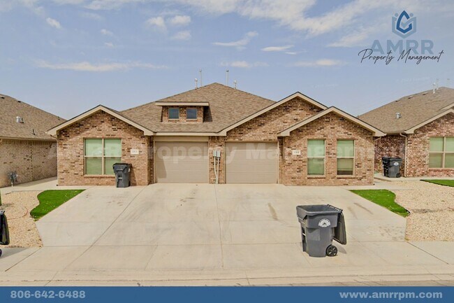 Primary Photo - 2139 N Texas Ave