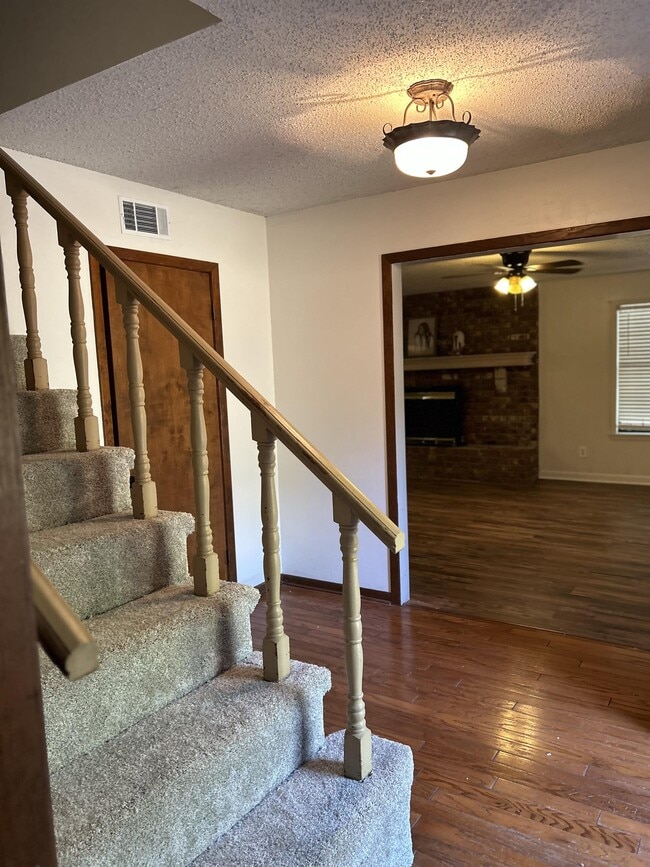 Building Photo - 141 Turtledove Dr