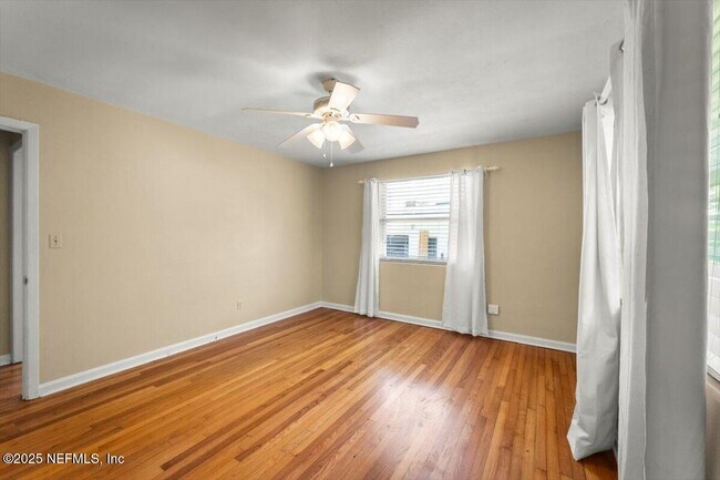 Building Photo - 2240 Jose Cir S