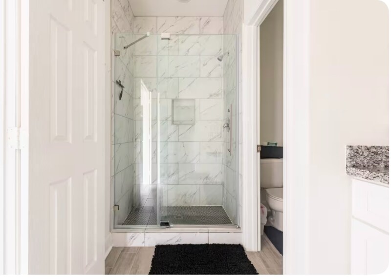 Primary Bathroom Shower - 4506 Aledo St