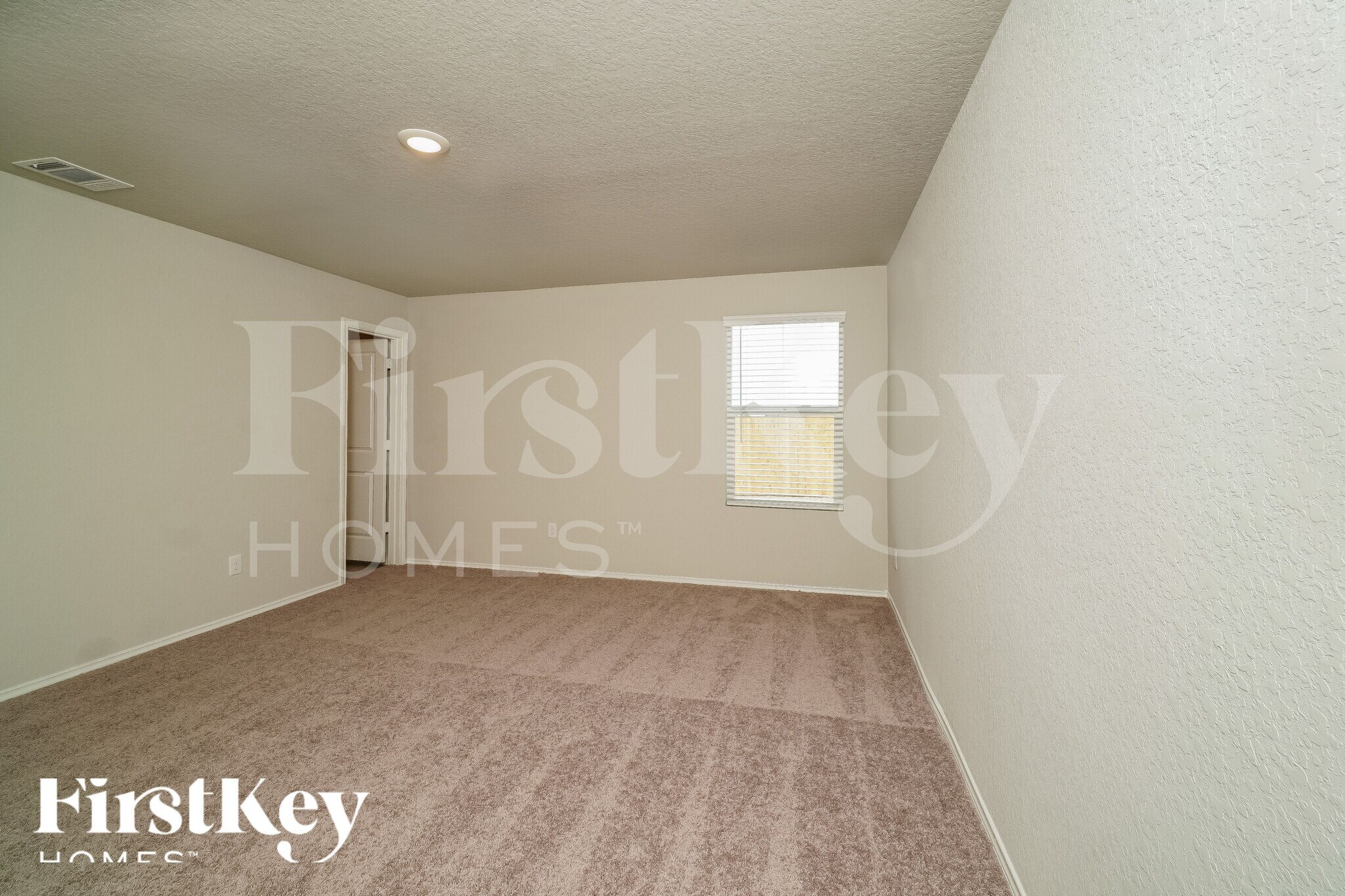 Building Photo - 10767 Prusiner Dr