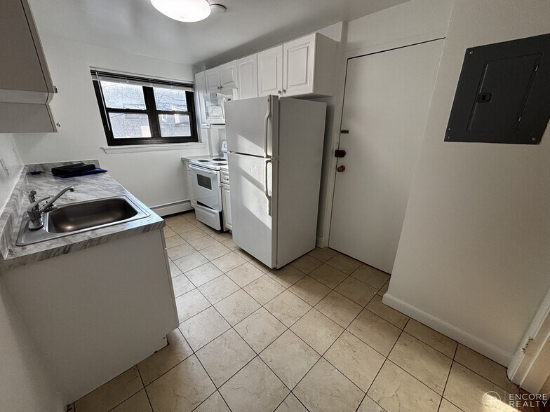 Building Photo - 44 A Harvard Ave