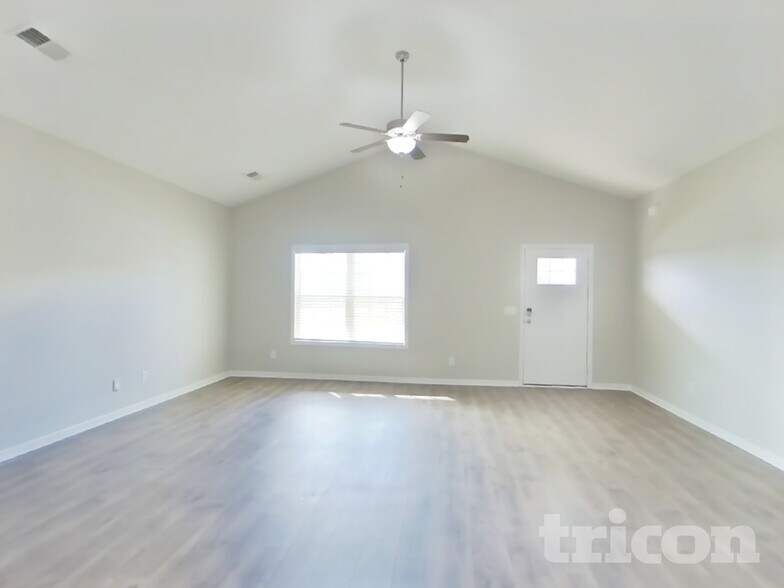 Building Photo - 710 W Coker Way