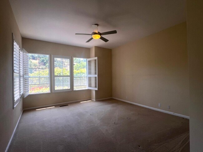 Building Photo - 6041 Assisi Ct