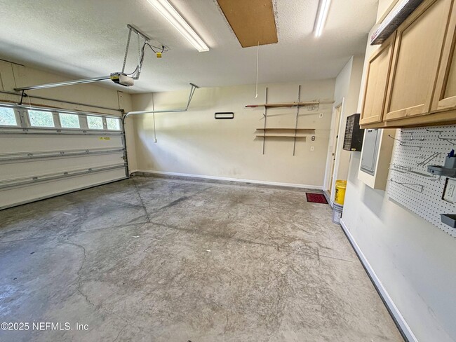 Building Photo - 14462 Serenoa Dr