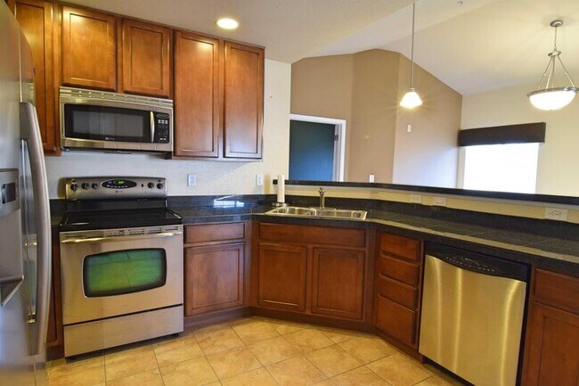 Building Photo - 6242 Kilmer Loop