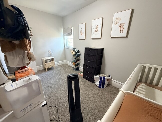 Building Photo - 124 Linden Ave